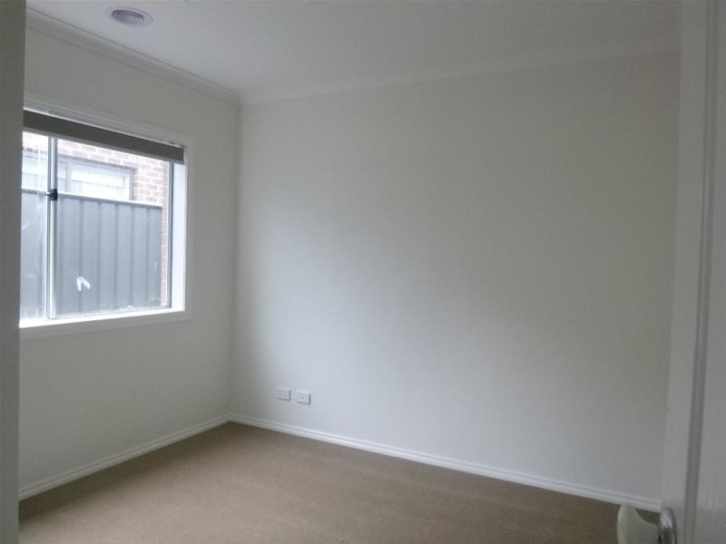 14 (Lot 925) Tilia Drive, Cranbourne North VIC 3977