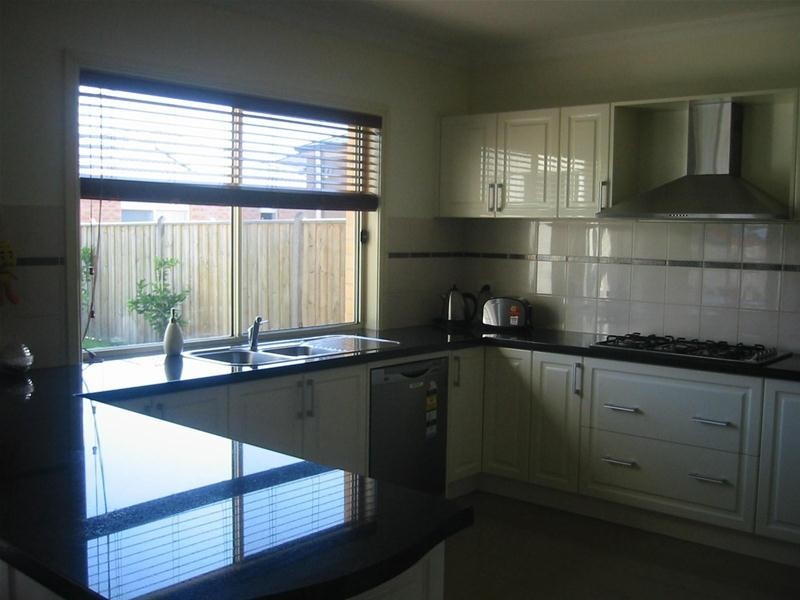 9 Packard Street, Berwick VIC 3806