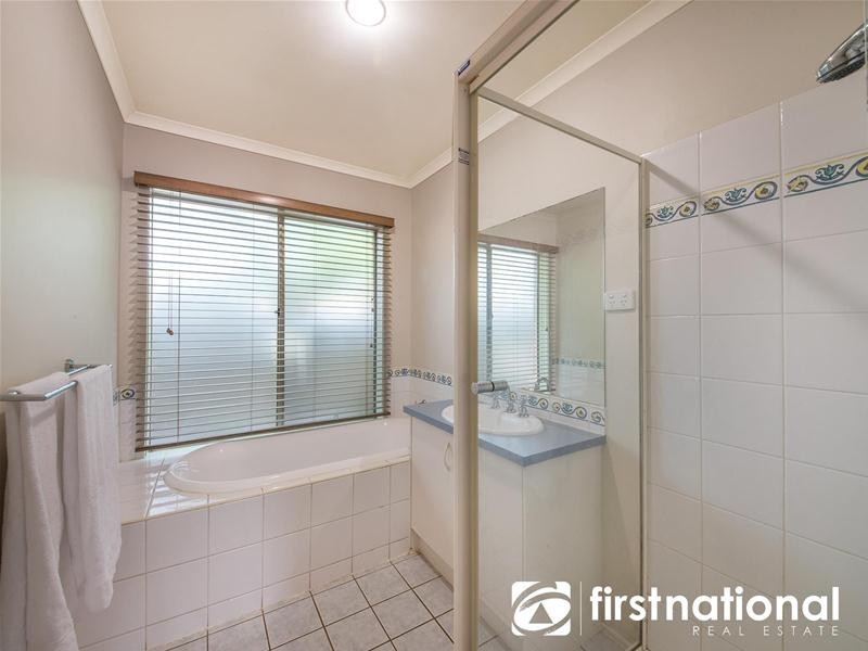 15 Blandford Crescent, Narre Warren South VIC 3805