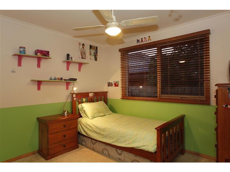 27 Melville Park Drive, Berwick VIC 3806