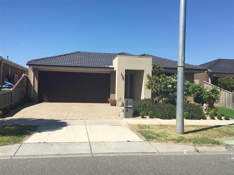 70 Frankland Street, Clyde North VIC 3978