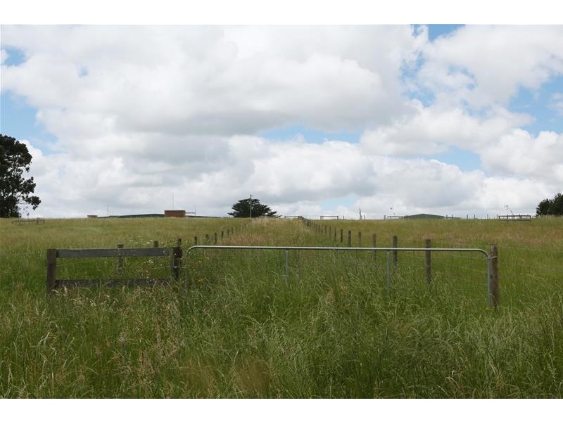 2865 Princes Highway, Garfield North VIC 3814