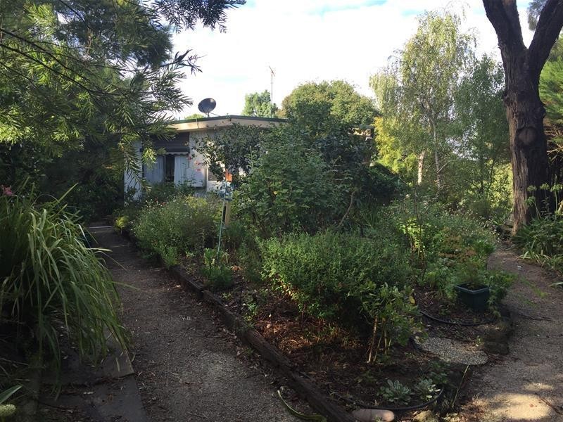 135 King Road, Harkaway VIC 3806