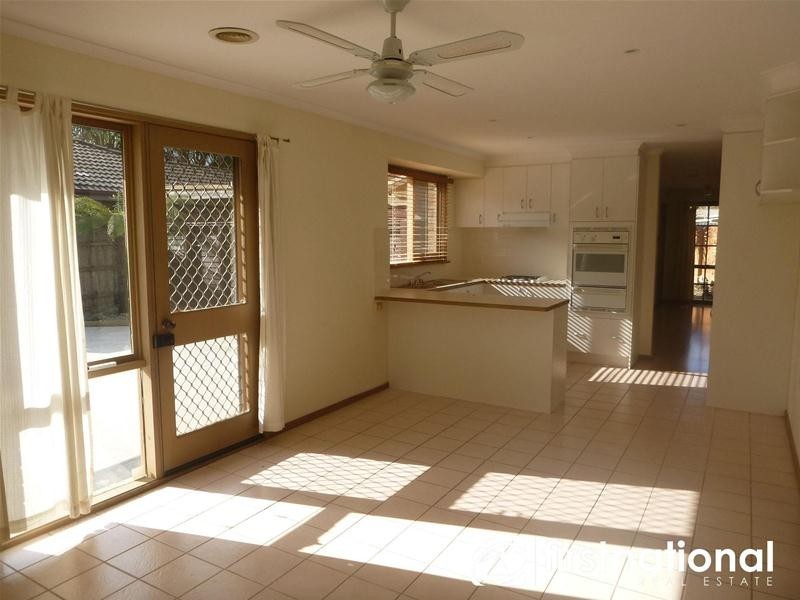 25 Coolong Avenue, Berwick VIC 3806