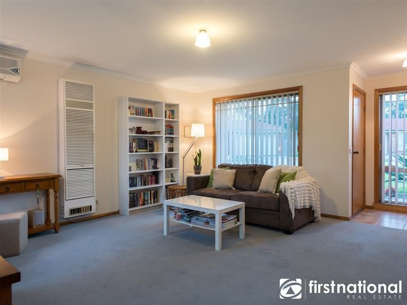 7 Lauren Square, Pakenham VIC 3810