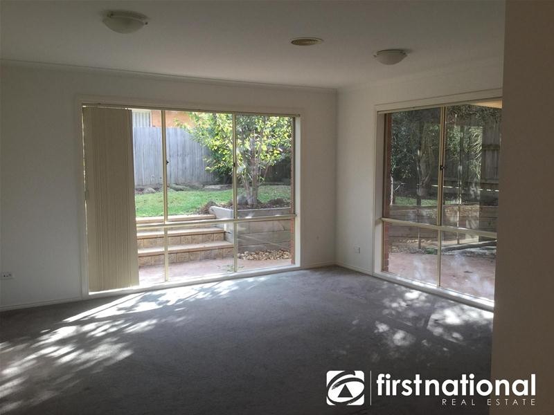 60 Ebony Drive, Pakenham VIC 3810