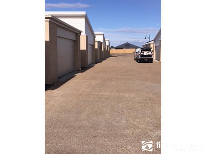 19 Timbertop Blvd, Officer VIC 3809