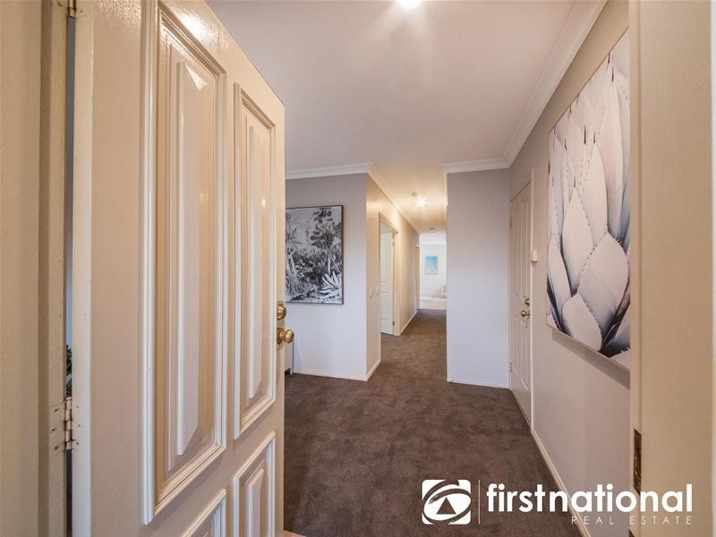 22 Macalister Place, Pakenham VIC 3810