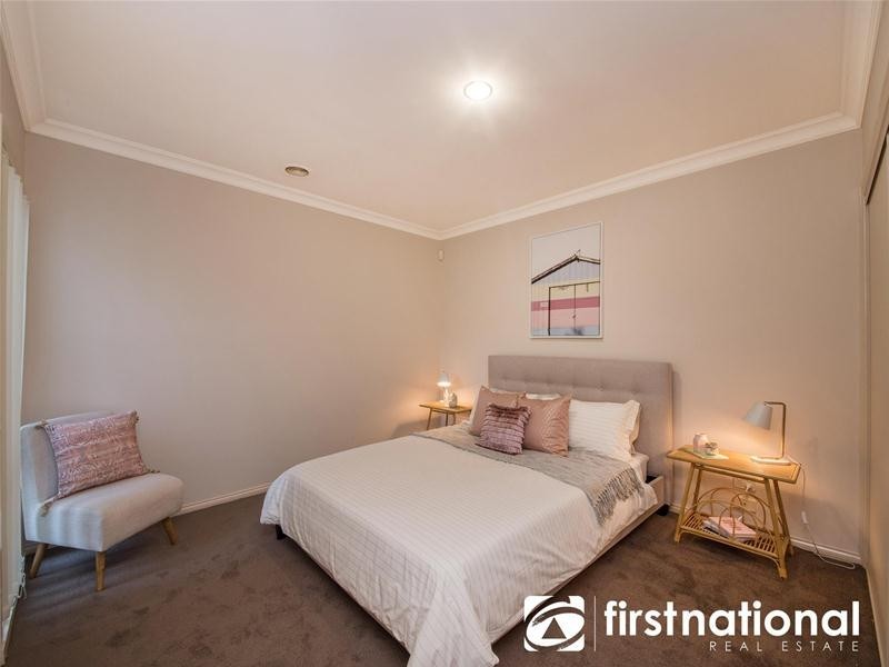 22 Macalister Place, Pakenham VIC 3810
