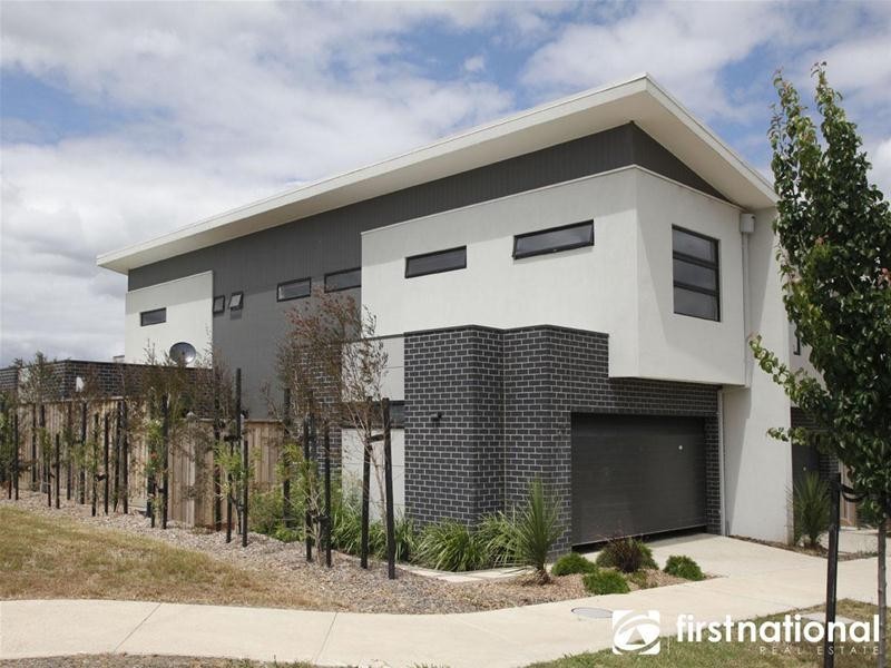 21 Flemington Rise, Officer VIC 3809