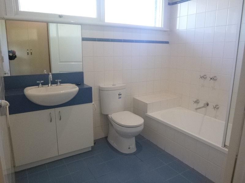 2-4 Carmen Crescent, Narre Warren North VIC 3804