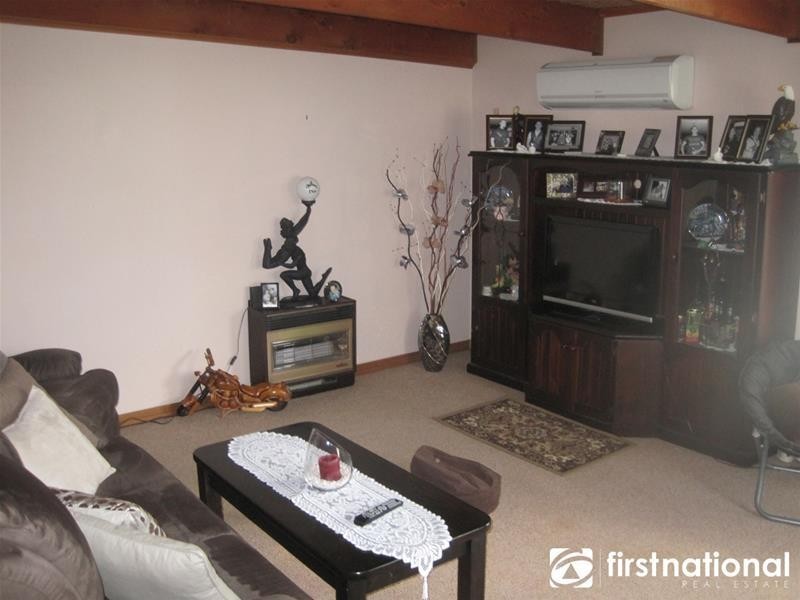 28 Bayview Road, Officer VIC 3809