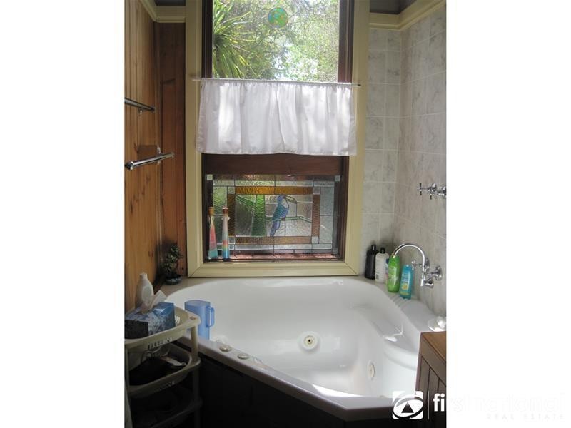 28 Bayview Road, Officer VIC 3809