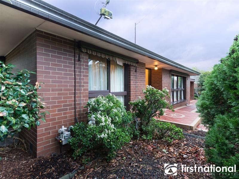 2 Atkins Road, Pakenham VIC 3810