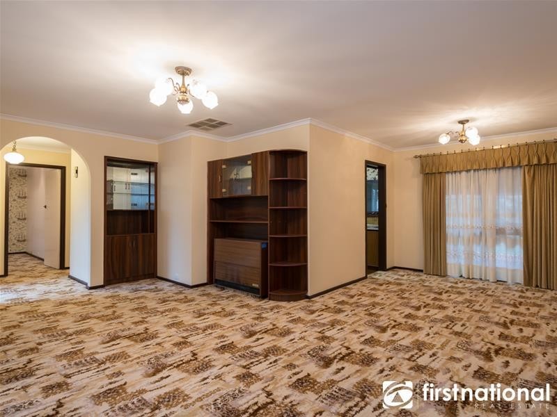 2 Atkins Road, Pakenham VIC 3810