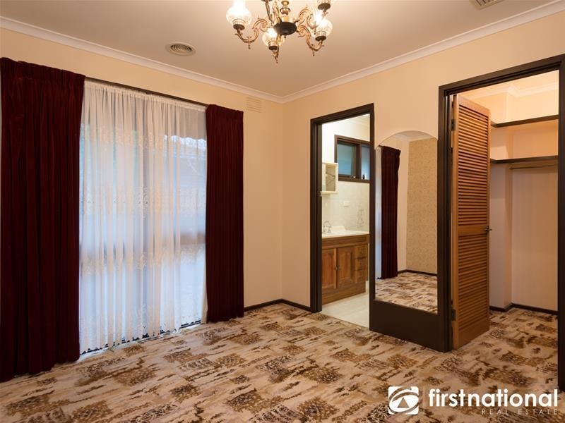 2 Atkins Road, Pakenham VIC 3810