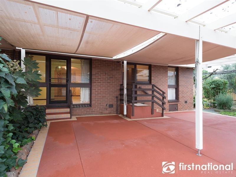 2 Atkins Road, Pakenham VIC 3810