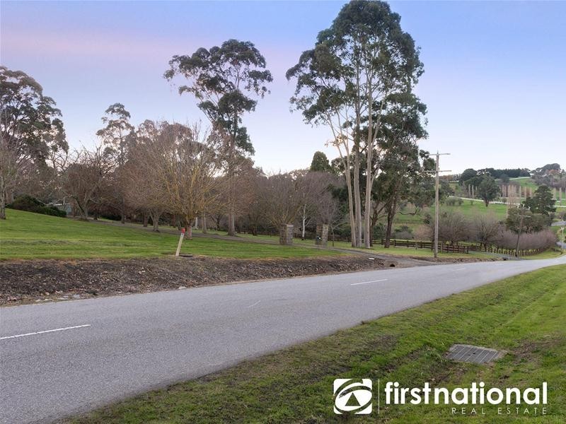 109-113 Beaumont  Road, Berwick VIC 3806