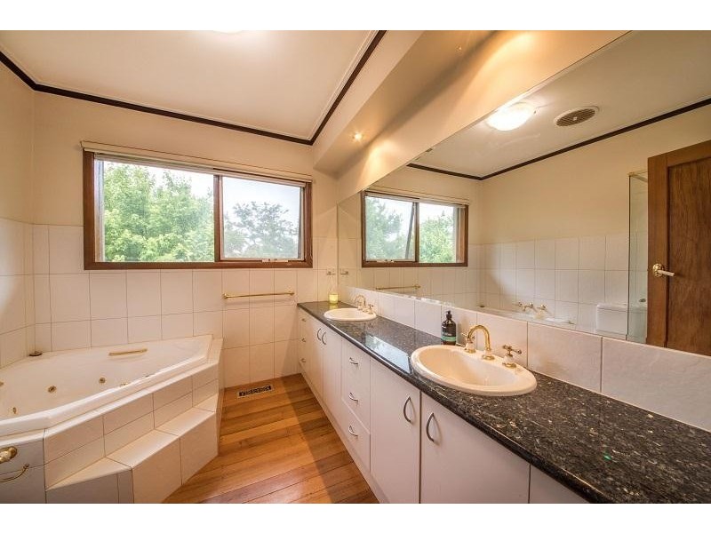 72 Brisbane Street, Berwick VIC 3806