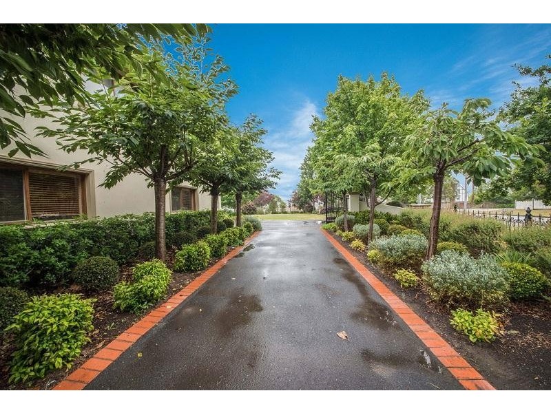 72 Brisbane Street, Berwick VIC 3806