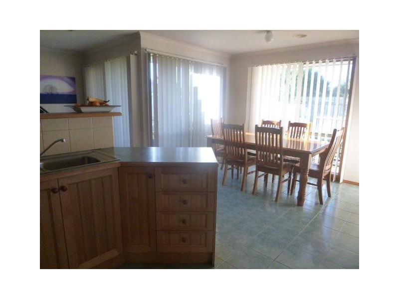 36 Warrenwood Place, Narre Warren VIC 3805