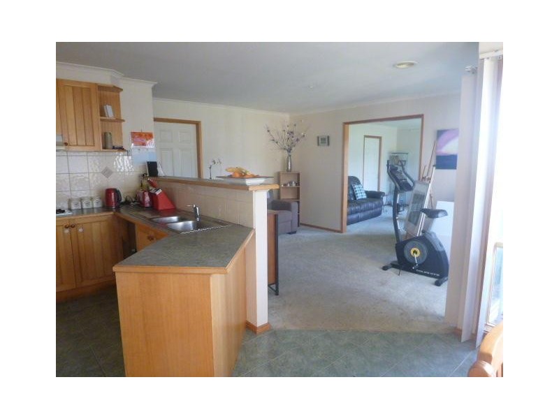 36 Warrenwood Place, Narre Warren VIC 3805