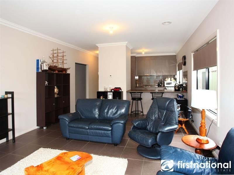 23 Cohens Way, Pakenham VIC 3810