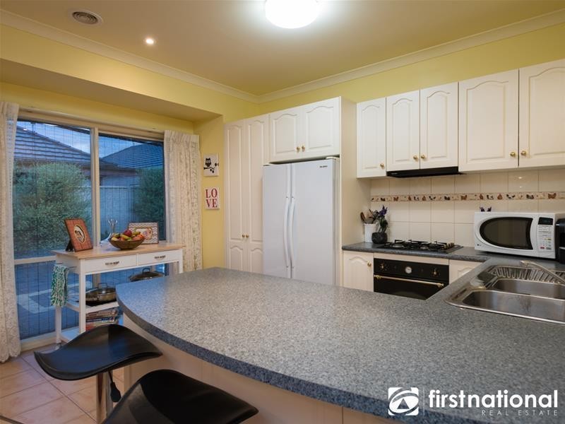 5 Catherine Place, Pakenham VIC 3810