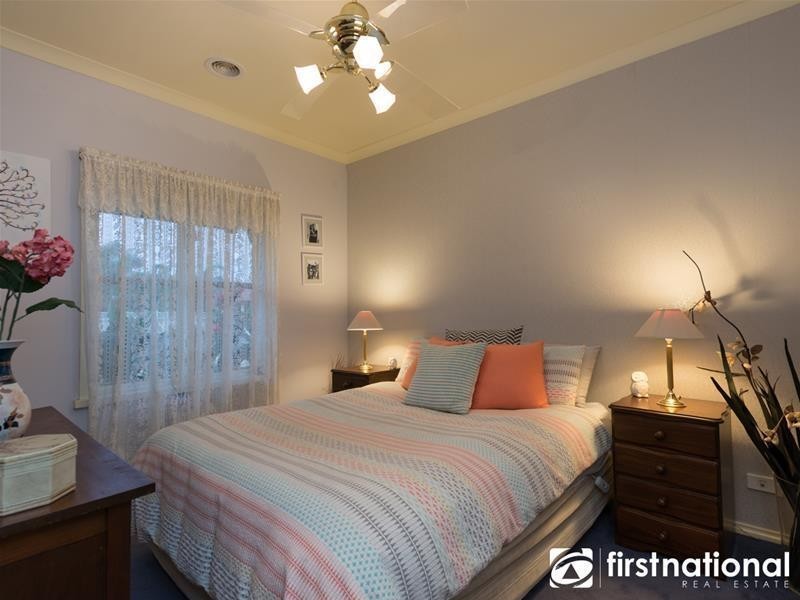 5 Catherine Place, Pakenham VIC 3810