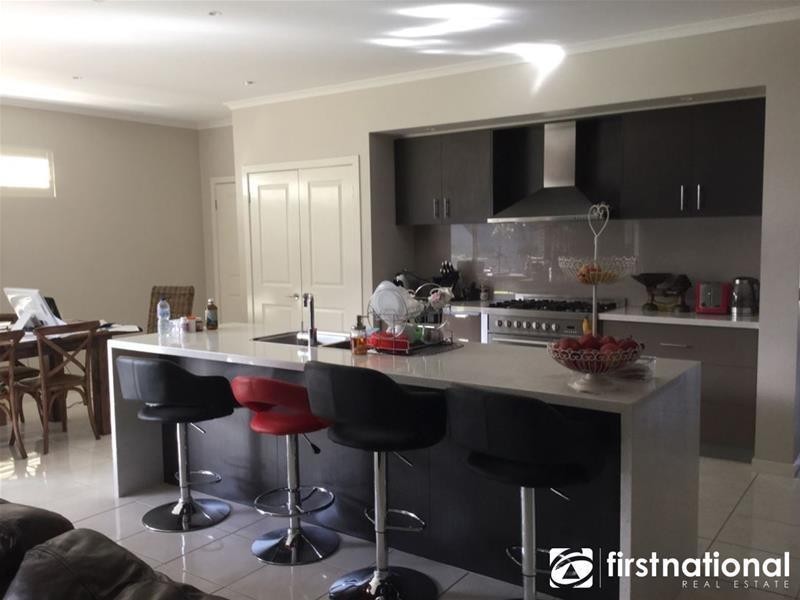 1 Dairy Close, Officer VIC 3809