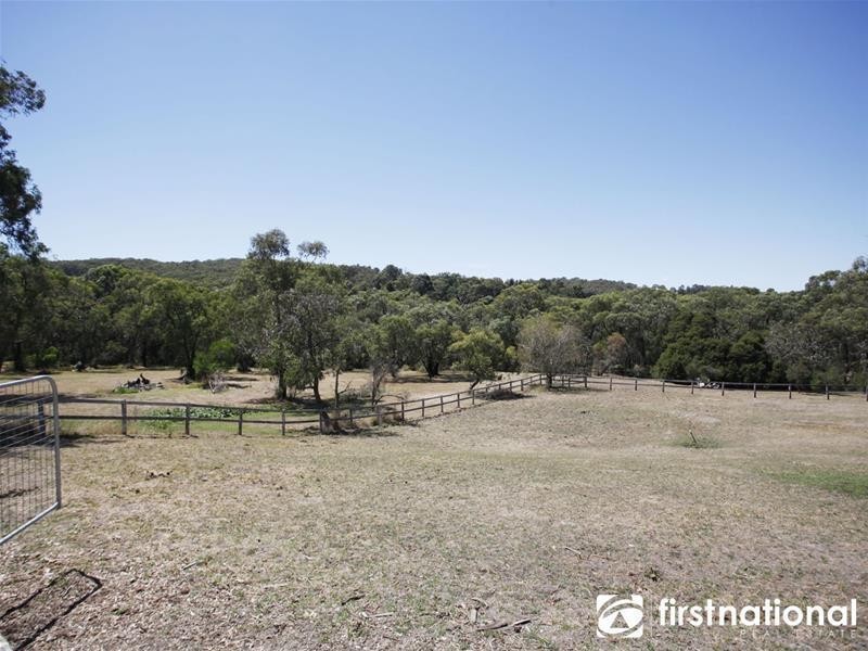 42 Girrahween Road, Maryknoll VIC 3812