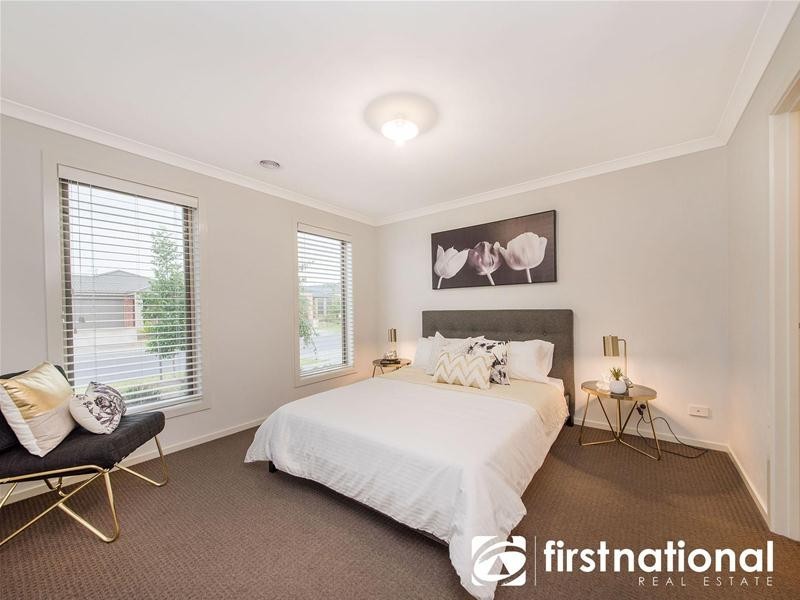 23 Currawong Crescent, Pakenham VIC 3810