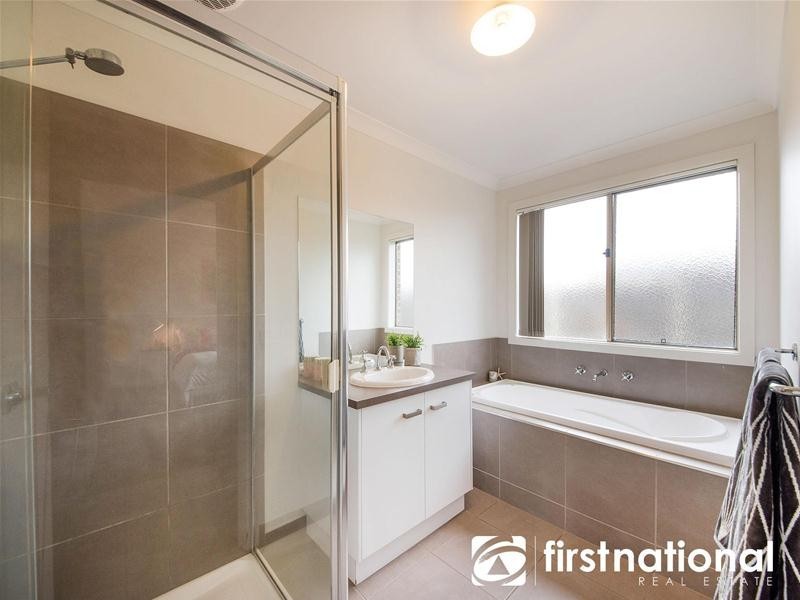 23 Currawong Crescent, Pakenham VIC 3810