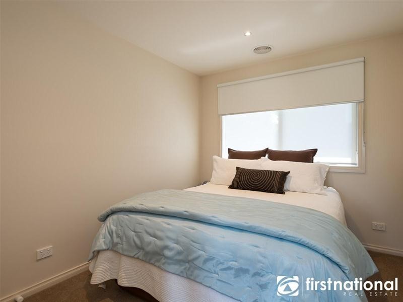 3/4A Buchanan Road, Berwick VIC 3806