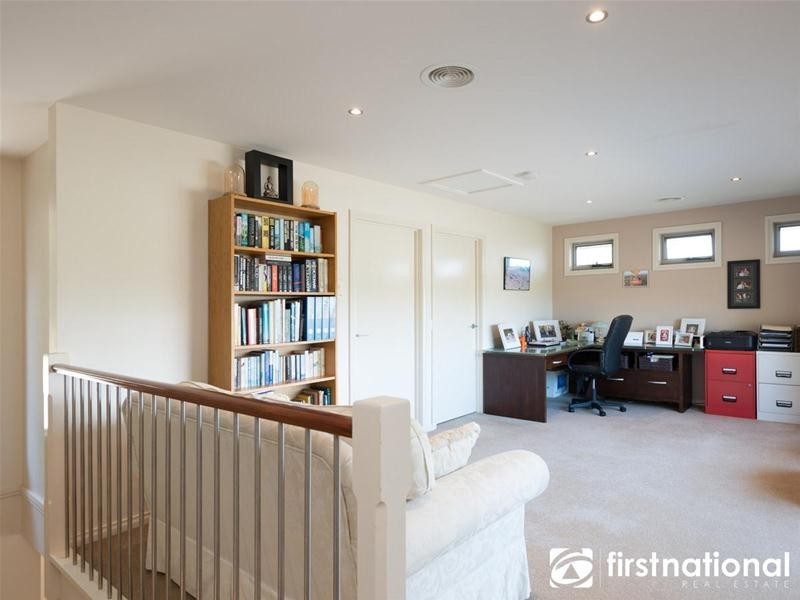 3/4A Buchanan Road, Berwick VIC 3806