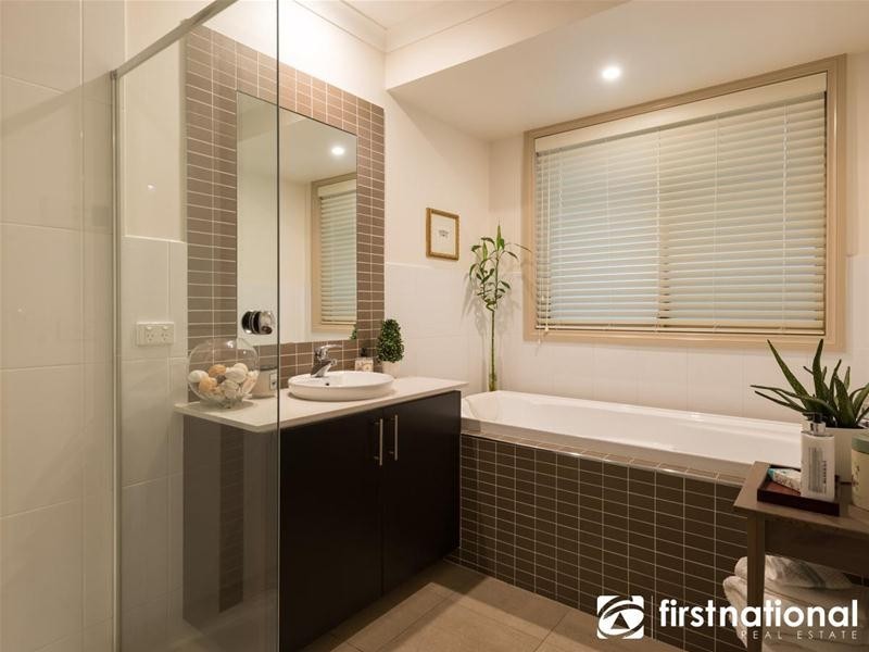 24 Elgin Street, Berwick VIC 3806