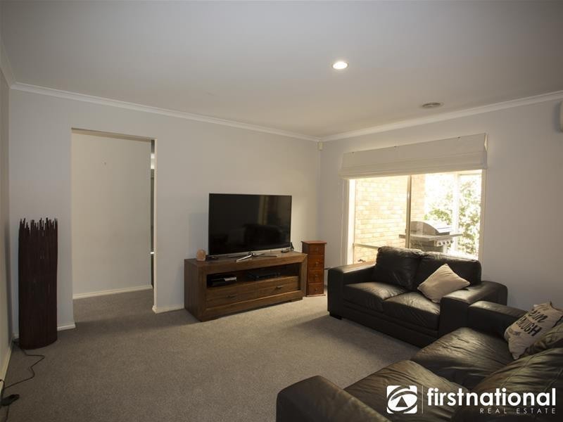 1 Gillian Place, Pakenham VIC 3810