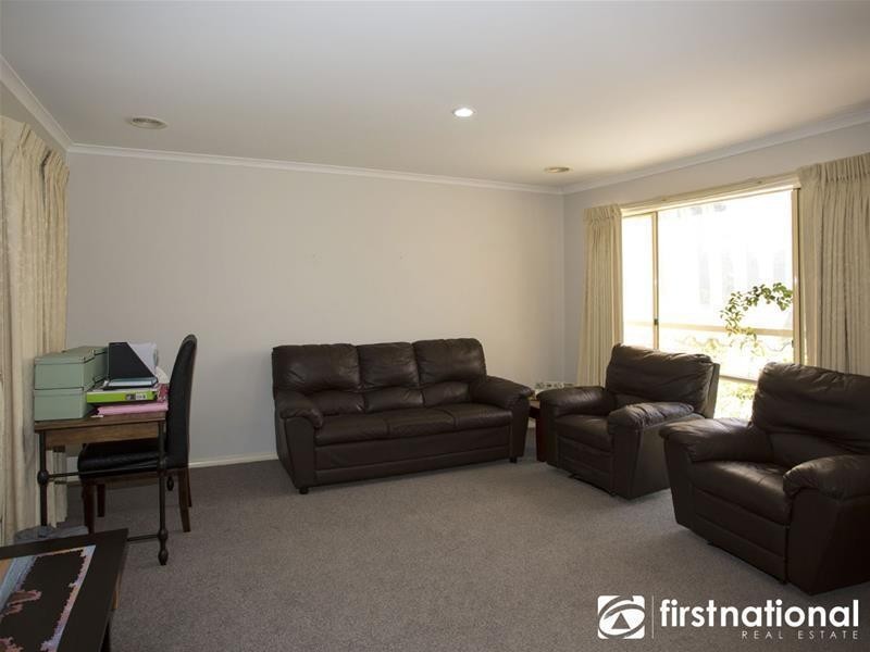 1 Gillian Place, Pakenham VIC 3810