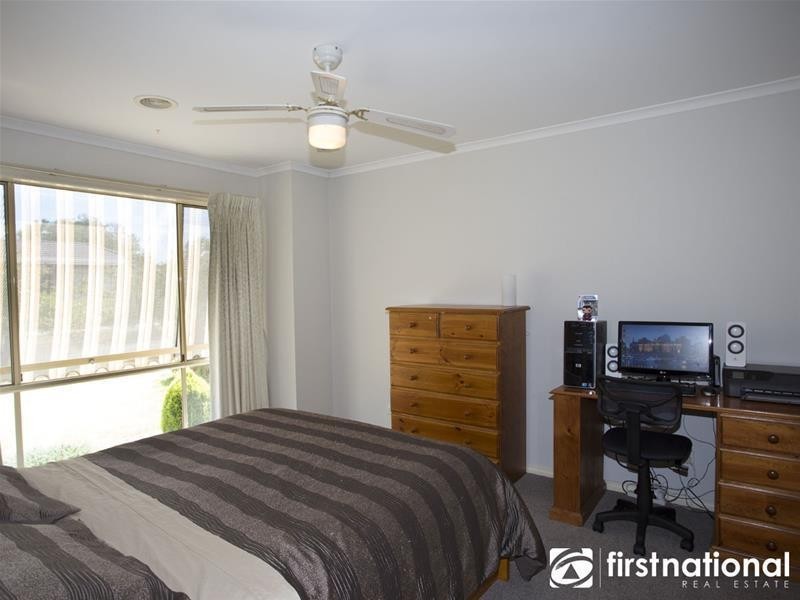 1 Gillian Place, Pakenham VIC 3810