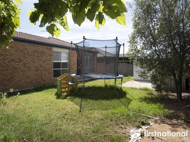 1 Gillian Place, Pakenham VIC 3810