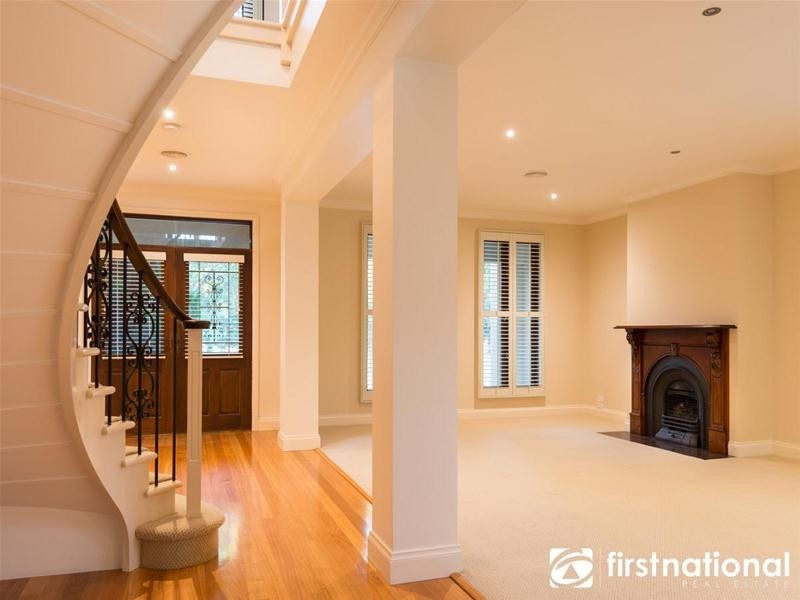 12 The  Esplanade, Narre Warren South VIC 3805