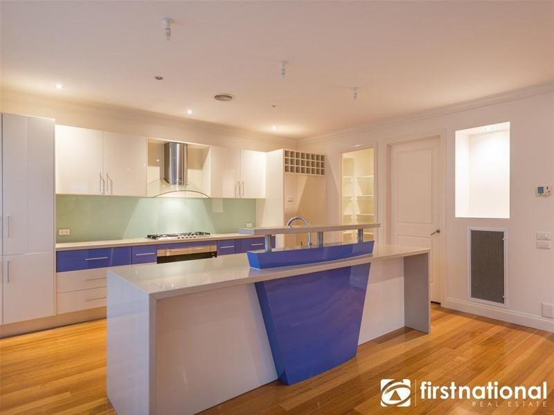 12 The  Esplanade, Narre Warren South VIC 3805