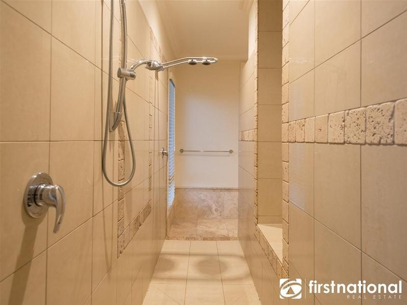 12 The  Esplanade, Narre Warren South VIC 3805