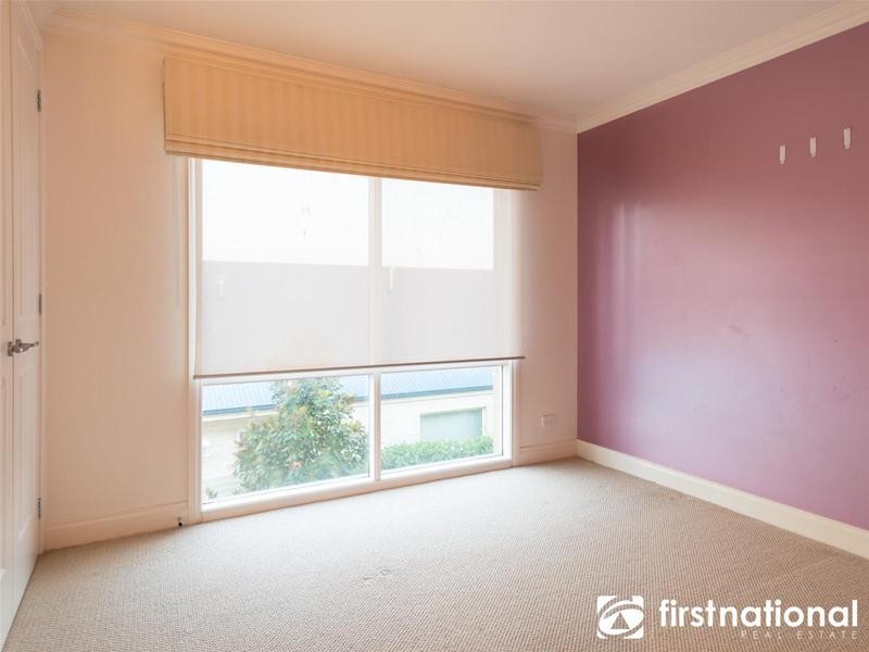 12 The  Esplanade, Narre Warren South VIC 3805