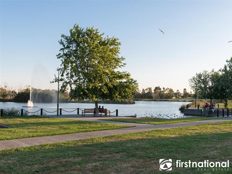 12 The  Esplanade, Narre Warren South VIC 3805