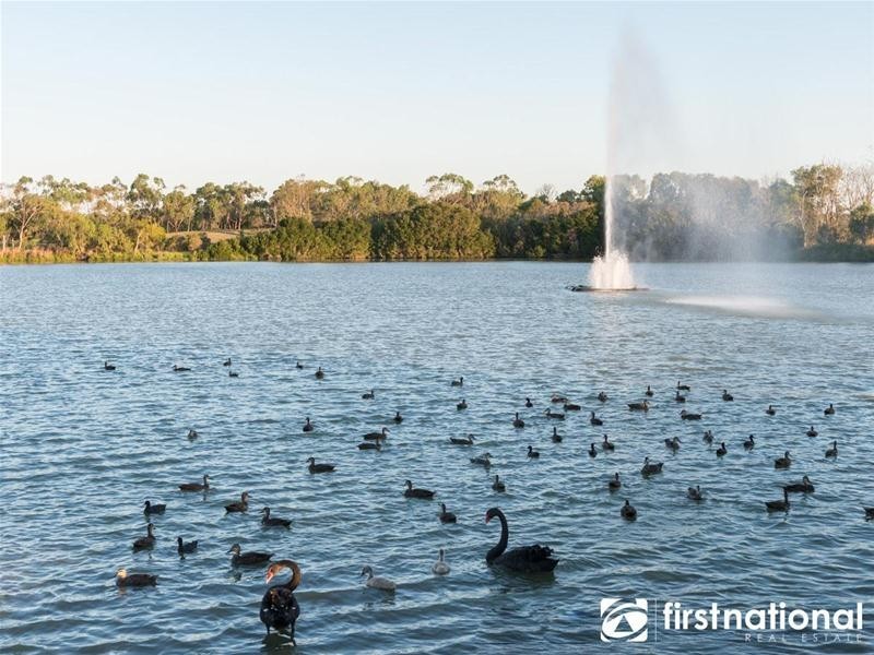 12 The  Esplanade, Narre Warren South VIC 3805