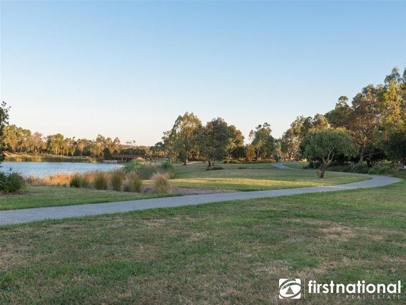 12 The  Esplanade, Narre Warren South VIC 3805