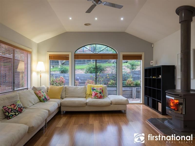 11  Gavinton Place, Berwick VIC 3806