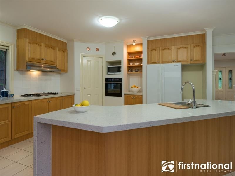 11  Gavinton Place, Berwick VIC 3806