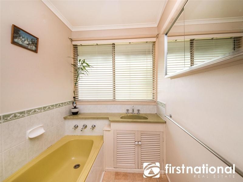 21 Mansfield Street, Berwick VIC 3806
